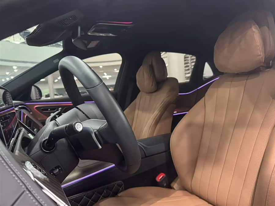 Mercedes-Benz E-Class 2024, фото 11
