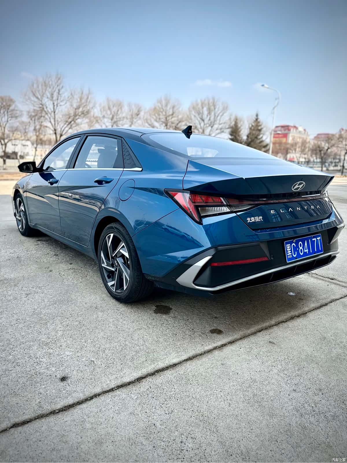 Hyundai Elantra, 2023 4