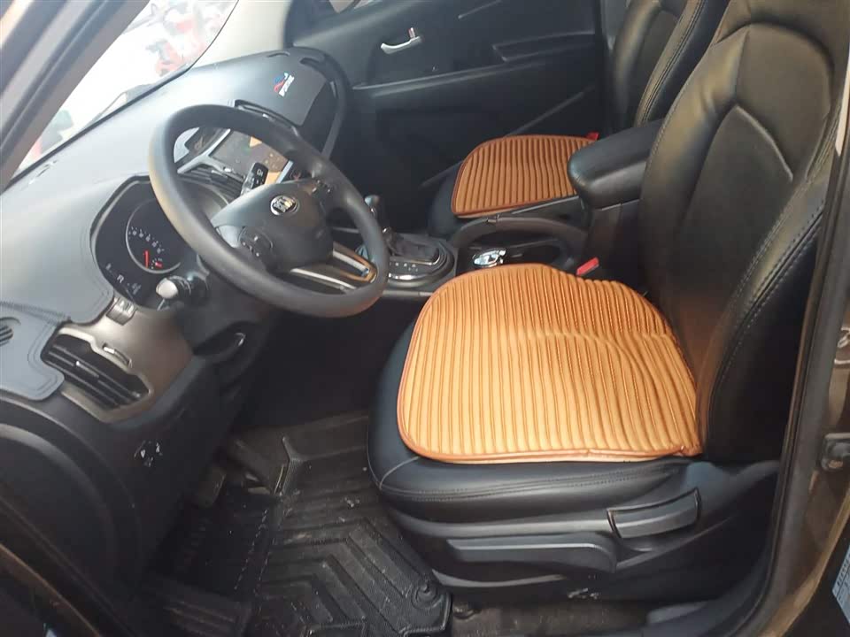 Kia Smart running