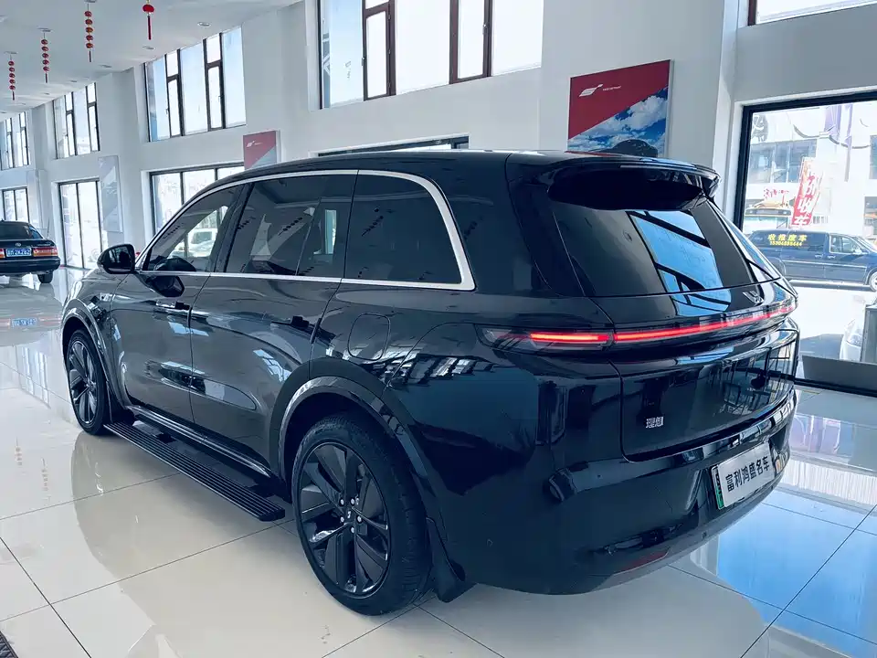 Li Auto Ideal L8