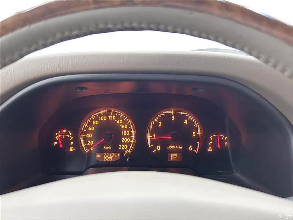 Nissan Patrol, 2004 19