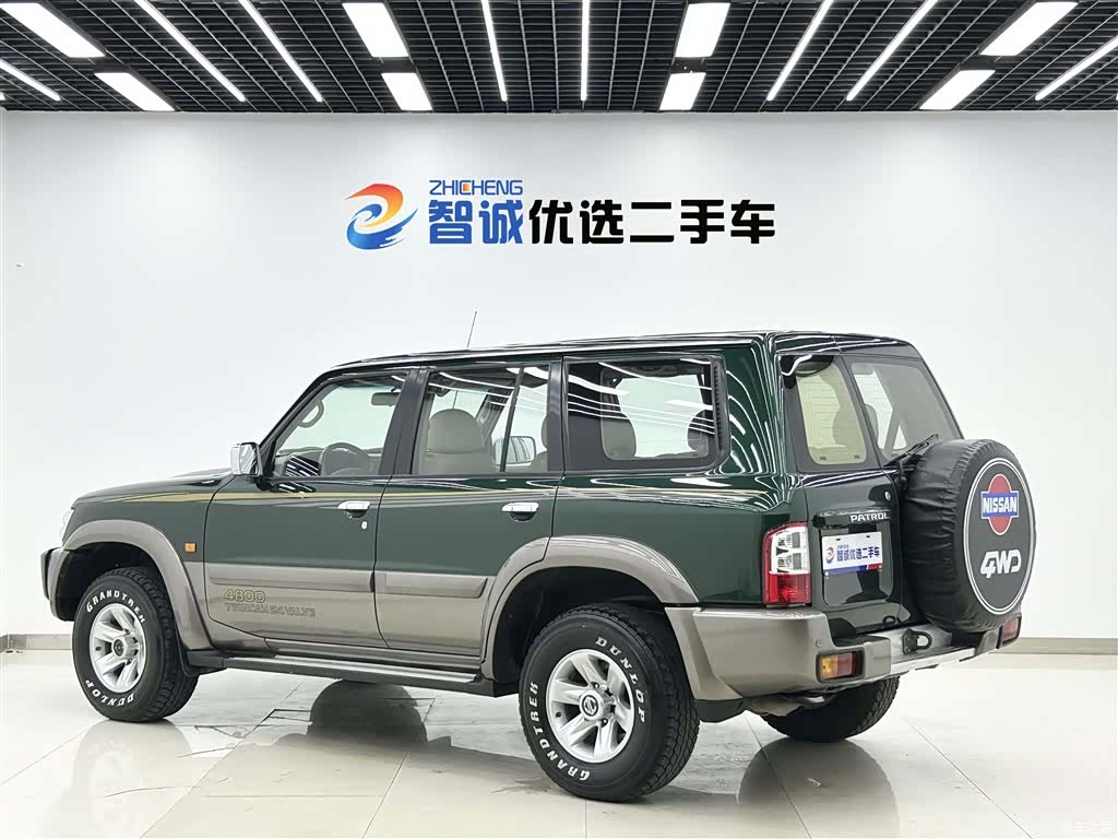 Nissan Patrol, 2004 22