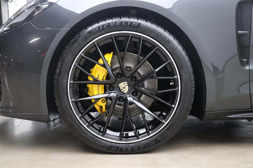Porsche Panamera, 2023 24