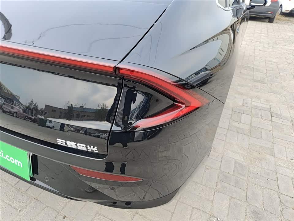 Wuling Wuling Starlight