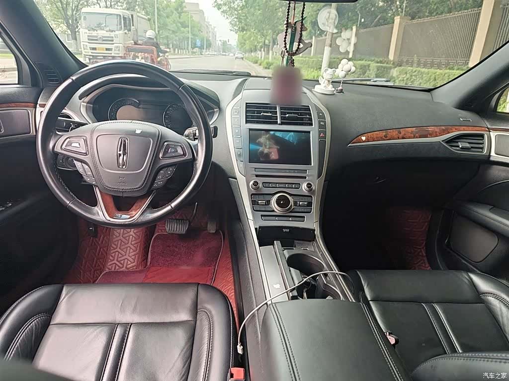 Lincoln MKZ, 2018 10
