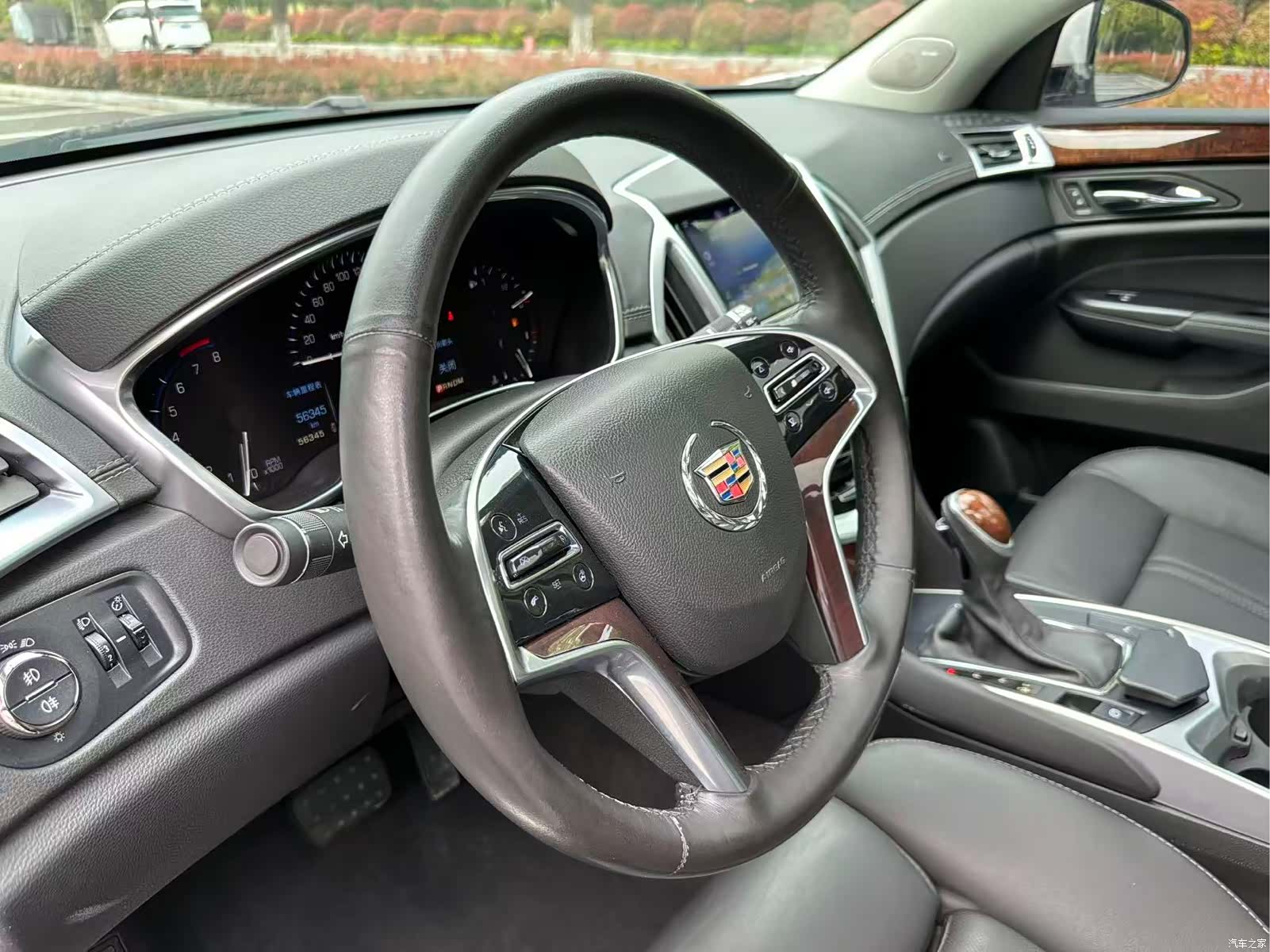 Cadillac SRX, 2016 10