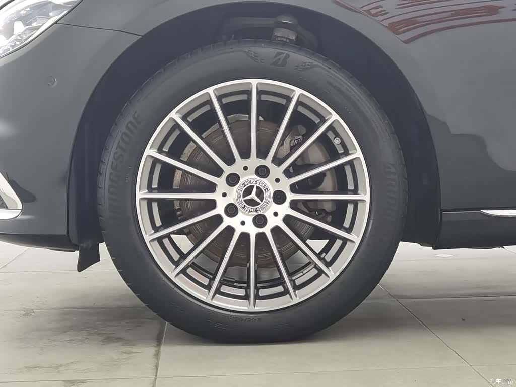 Mercedes-Benz E-Class, 2022 17
