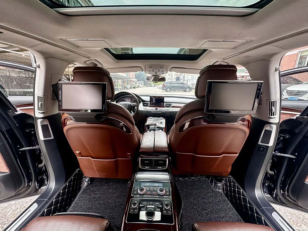 Audi A8L, 2012 8