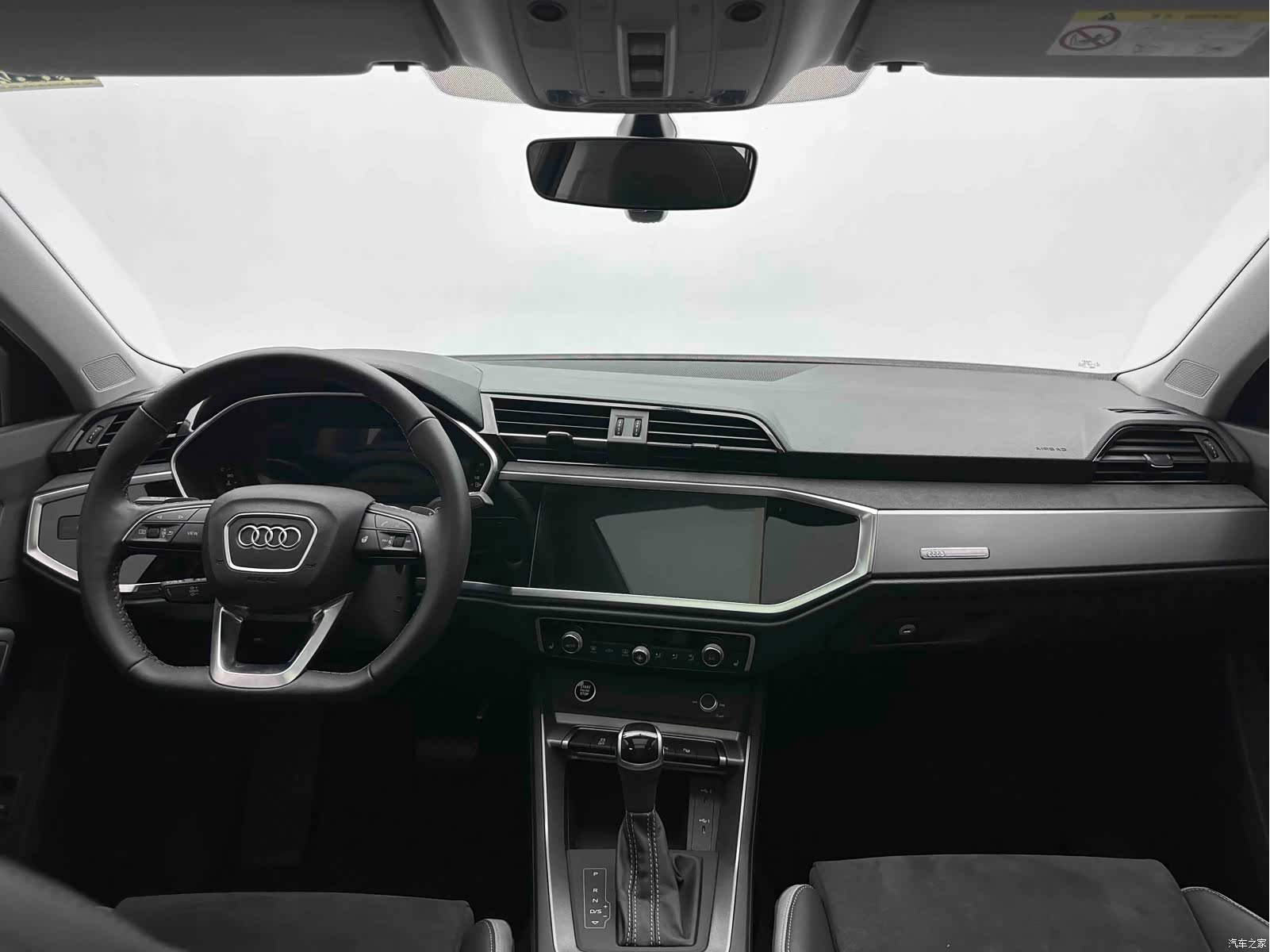 Audi Q3, 2022 15