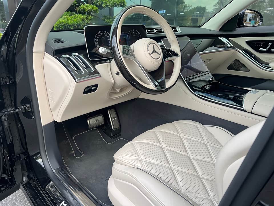 Mercedes-Benz Maybach S-class