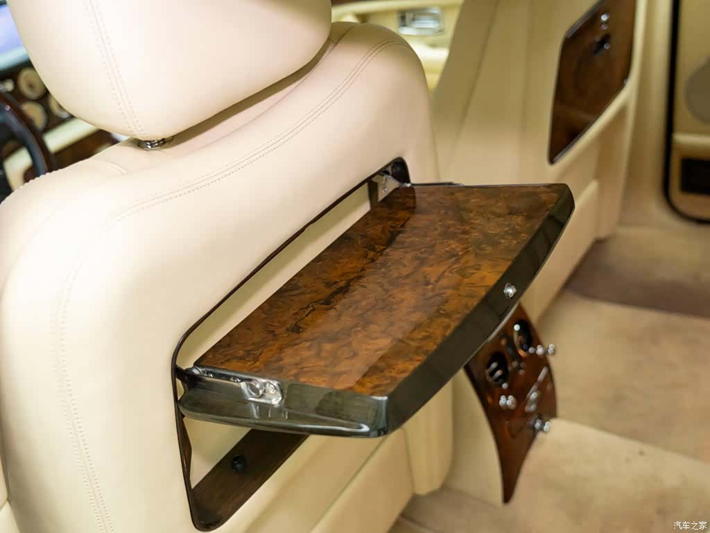 Bentley R, 2004 10