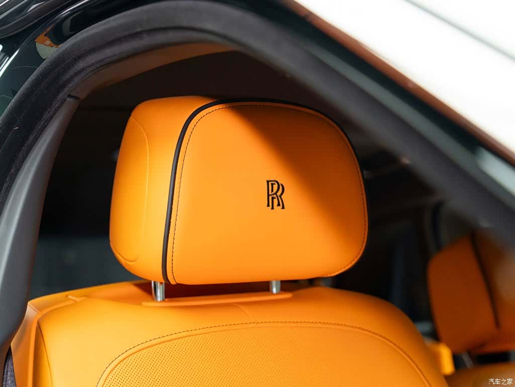 Rolls-Royce Ghost, 2022 18