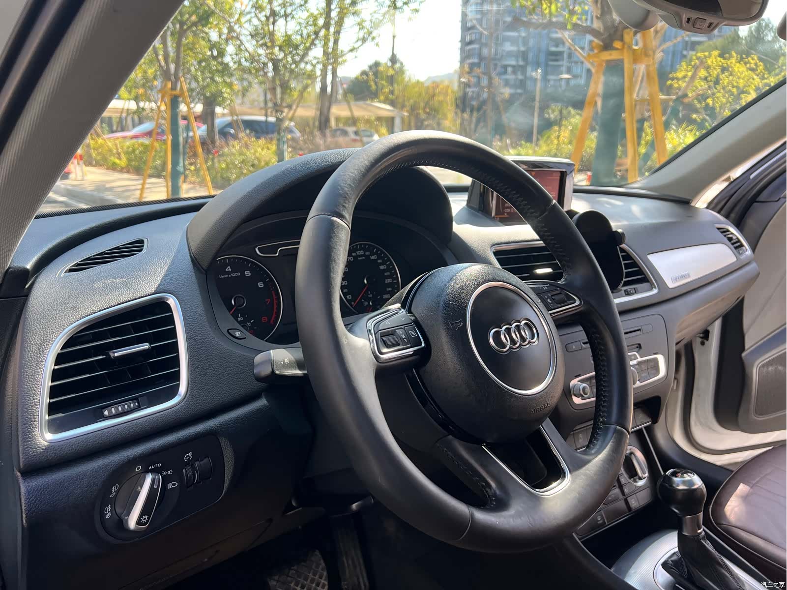 Audi Q3, 2013 20