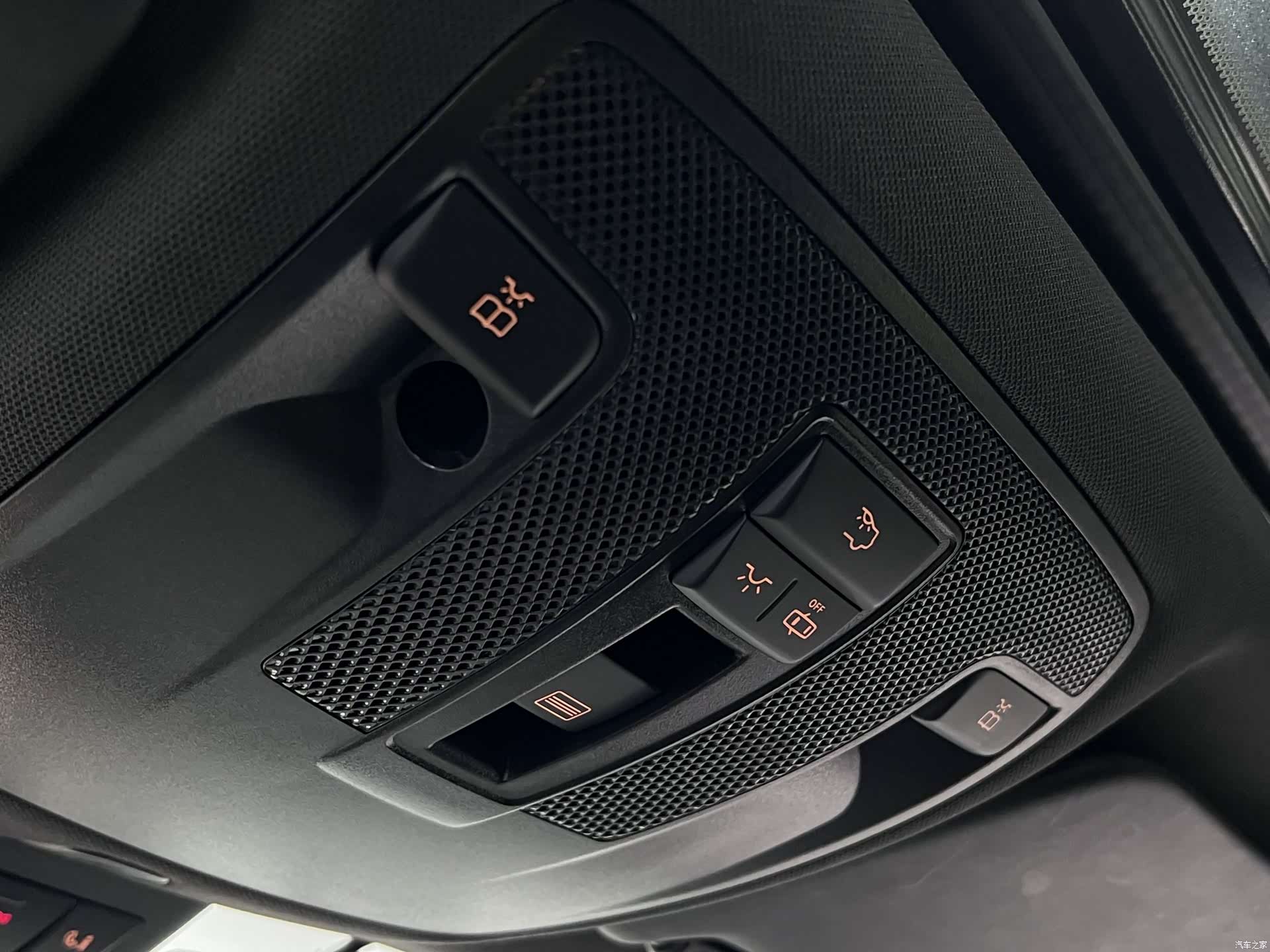 Mercedes-Benz B-Class, 2018 35
