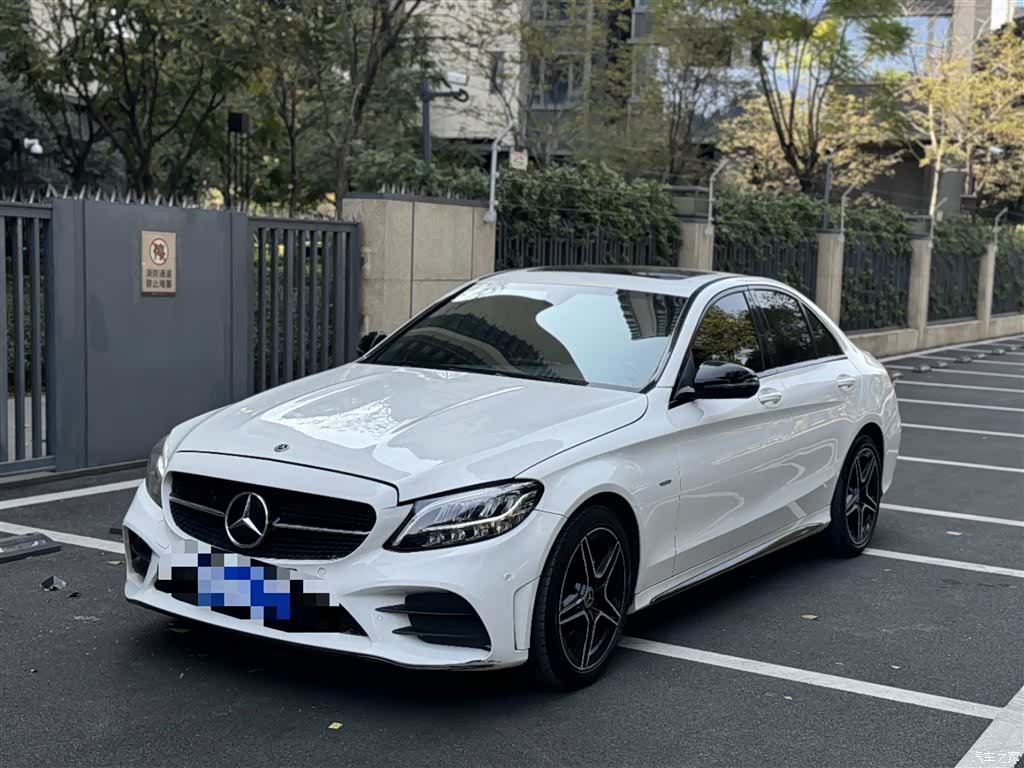 Mercedes-Benz C-Class, 2021 1