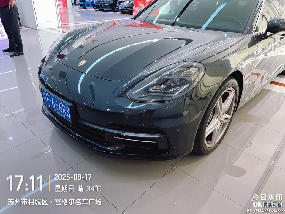 Porsche Panamera
