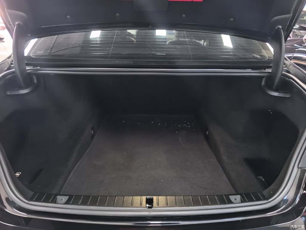 BMW 7 Series, 2017 19
