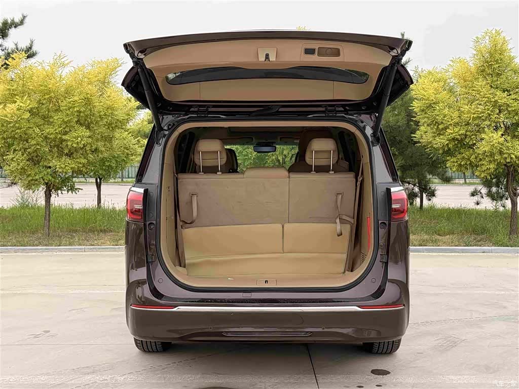 Buick GL8, 2021 30