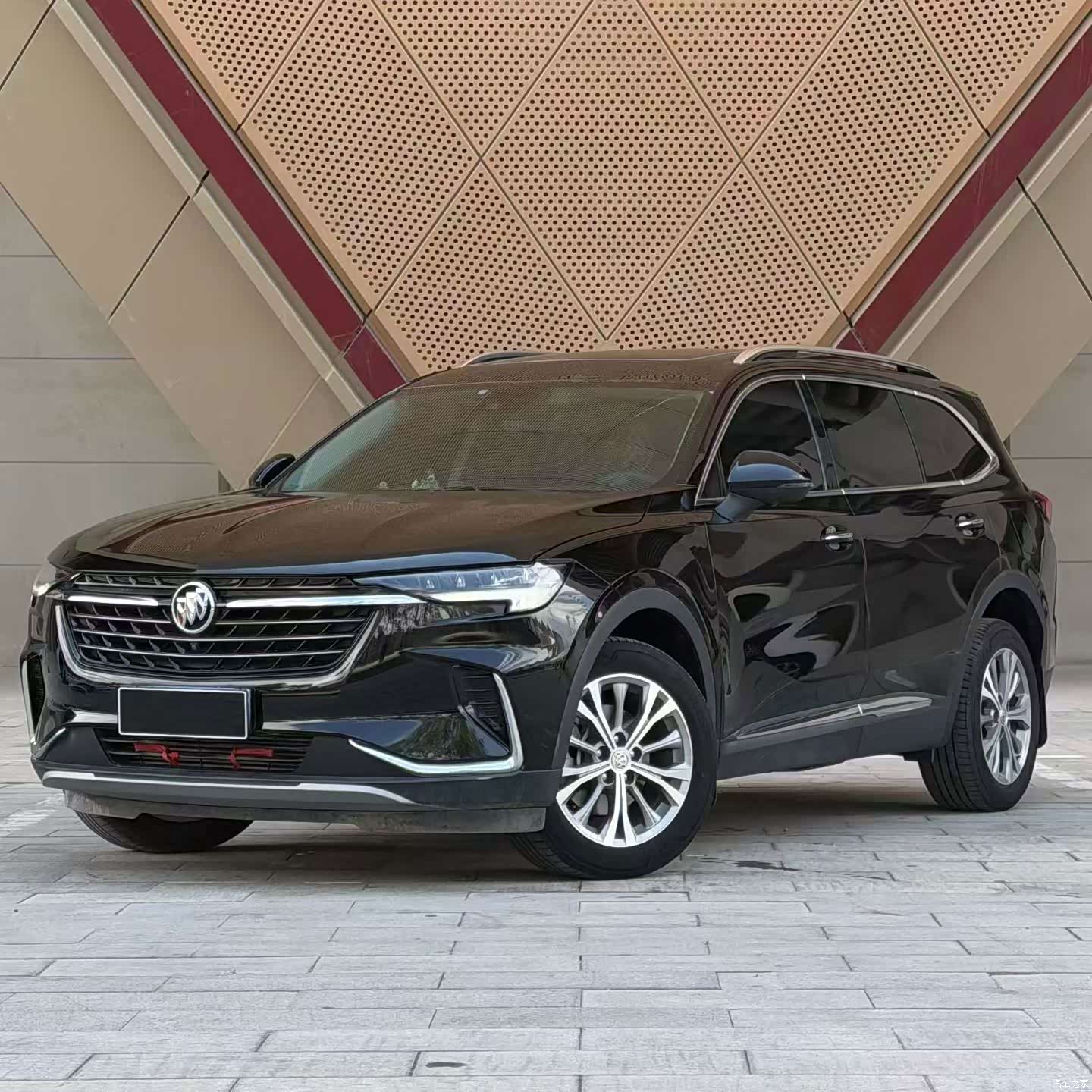 Buick Envision Plus, 2023 1