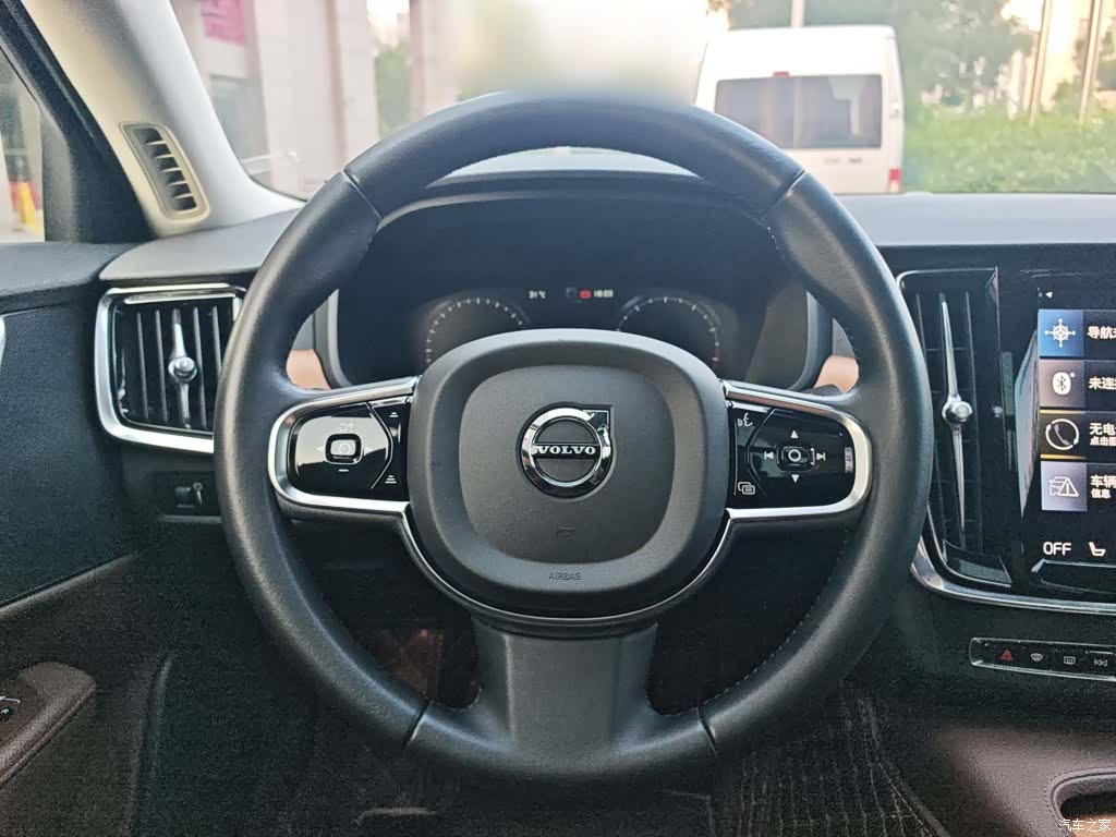 Volvo S90, 2020 все фото