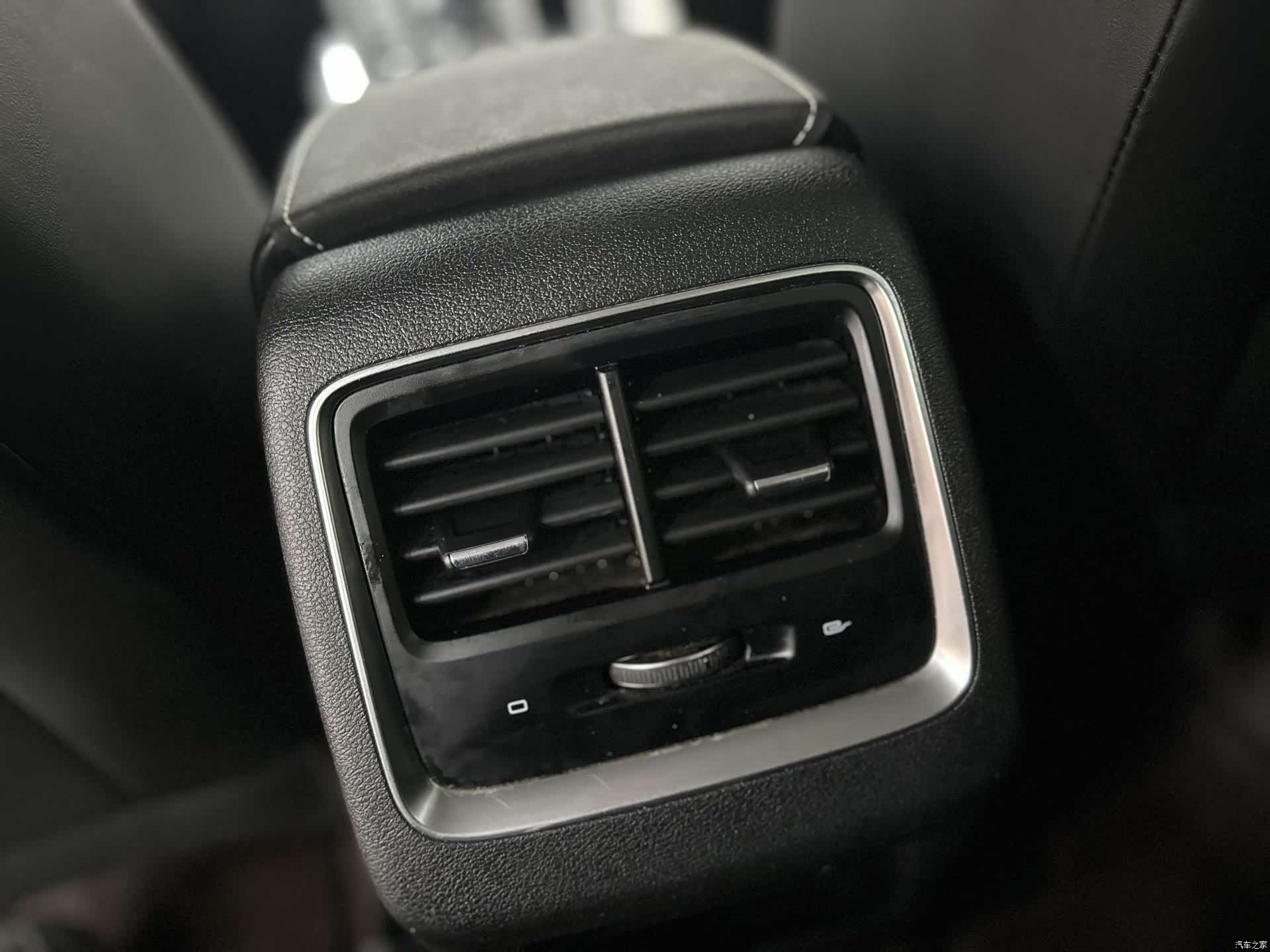 Geely Boyue, 2023 18
