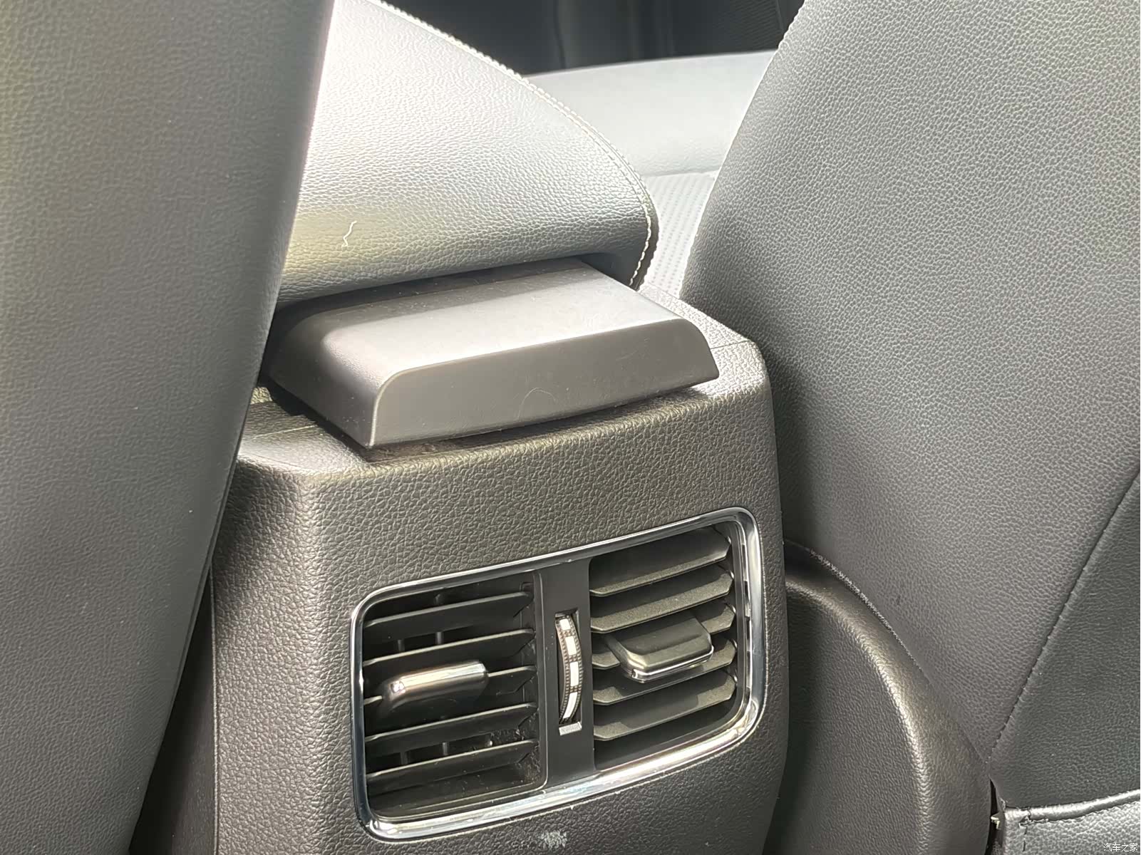 Roewe RX5, 2019 10
