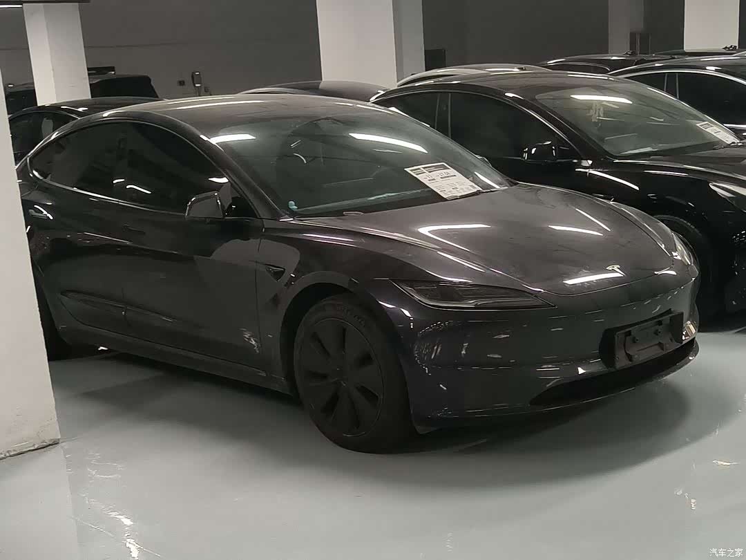 Tesla Model 3, 2024 16