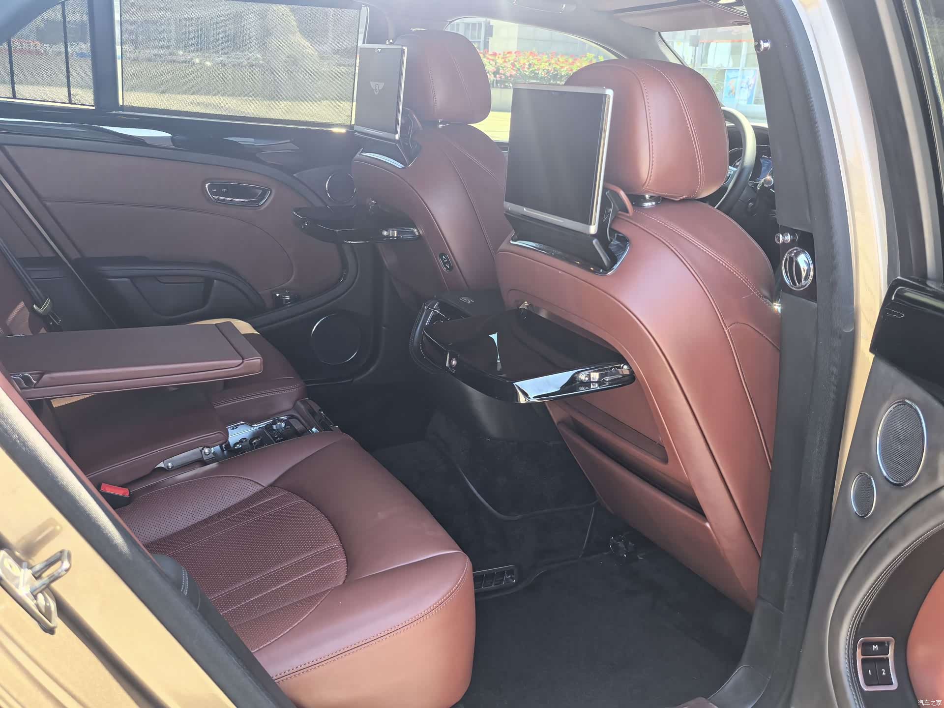 Bentley Mulsanne, 2018 16