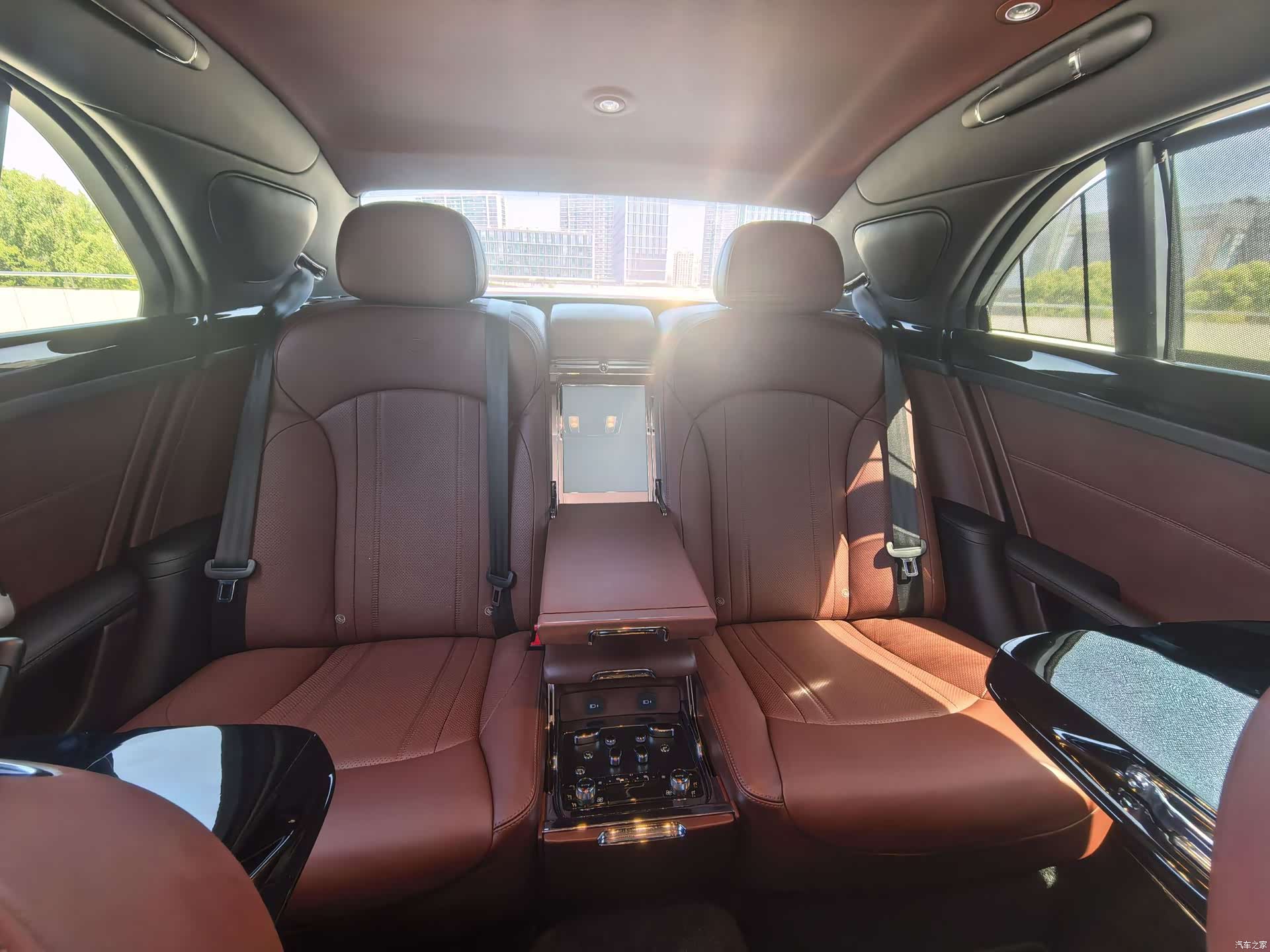 Bentley Mulsanne, 2018 13