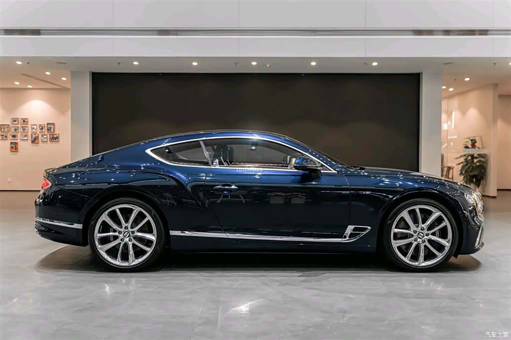Bentley Continental GT, 2024 15