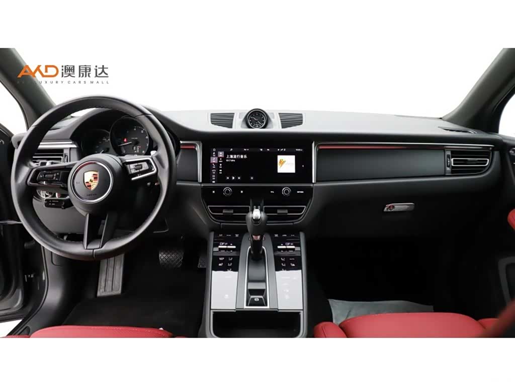 Porsche Macan, 2023 все фото