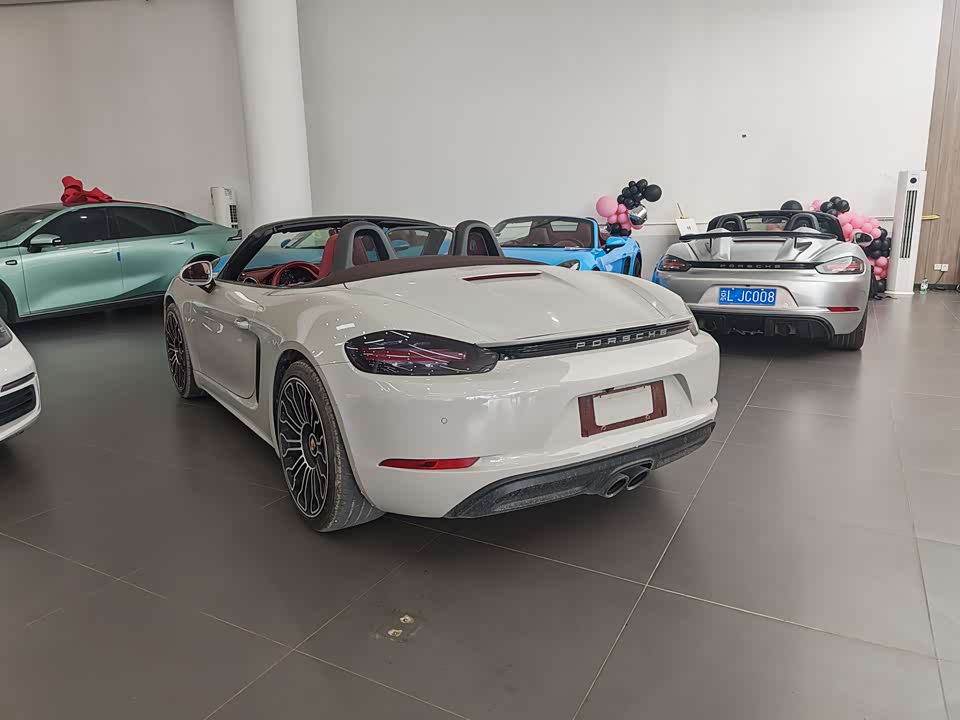 Porsche 718