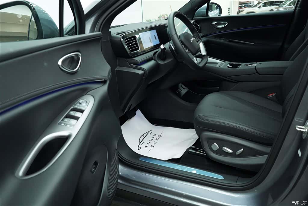BYD HiAce, 2025 15