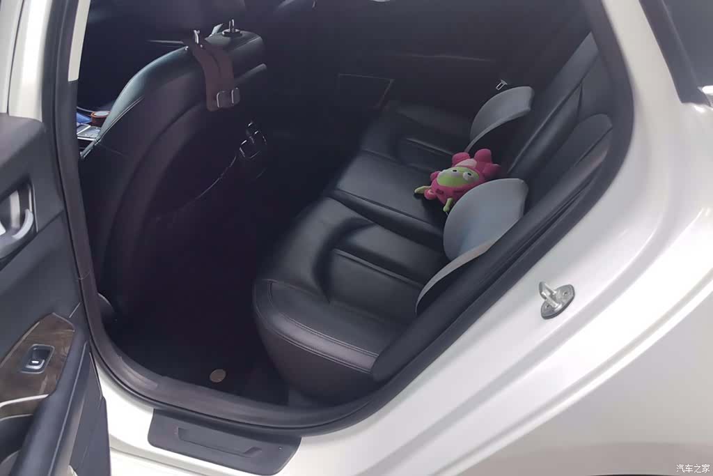Kia K5, 2017 11