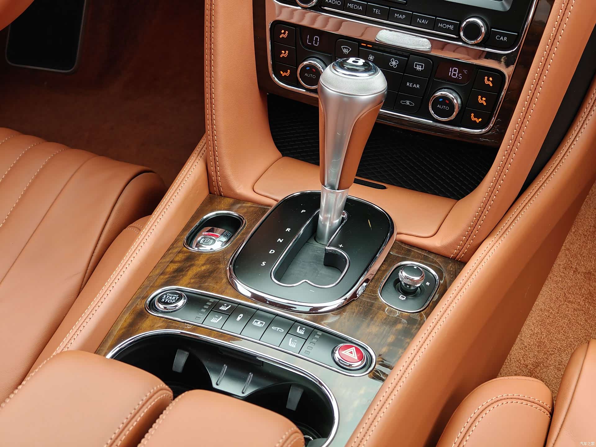 Bentley Flying Spur, 2017 7