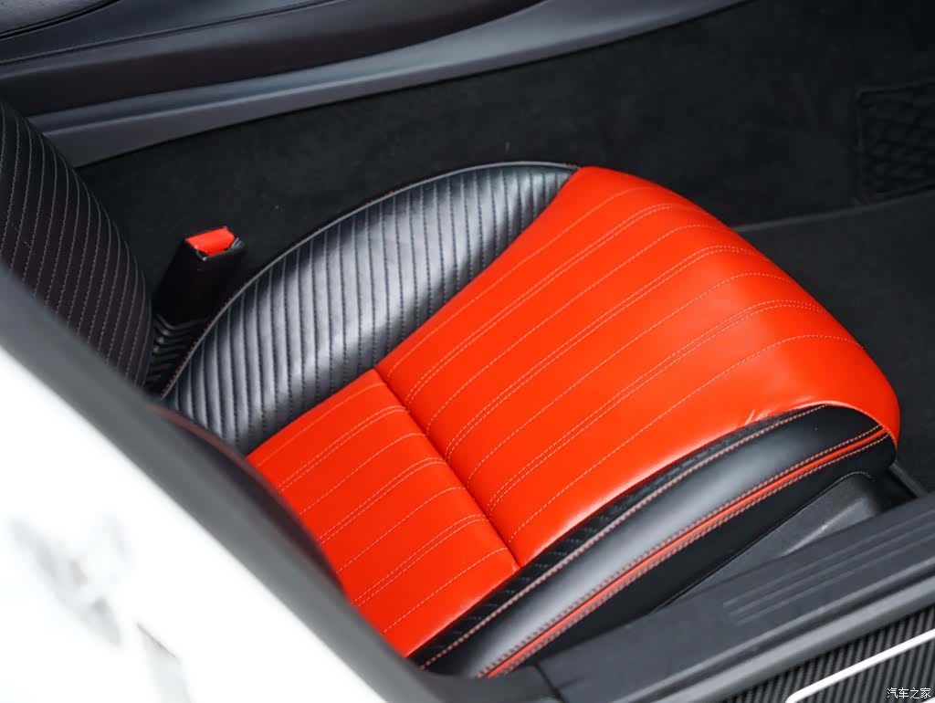 MG AMG, 2016 33
