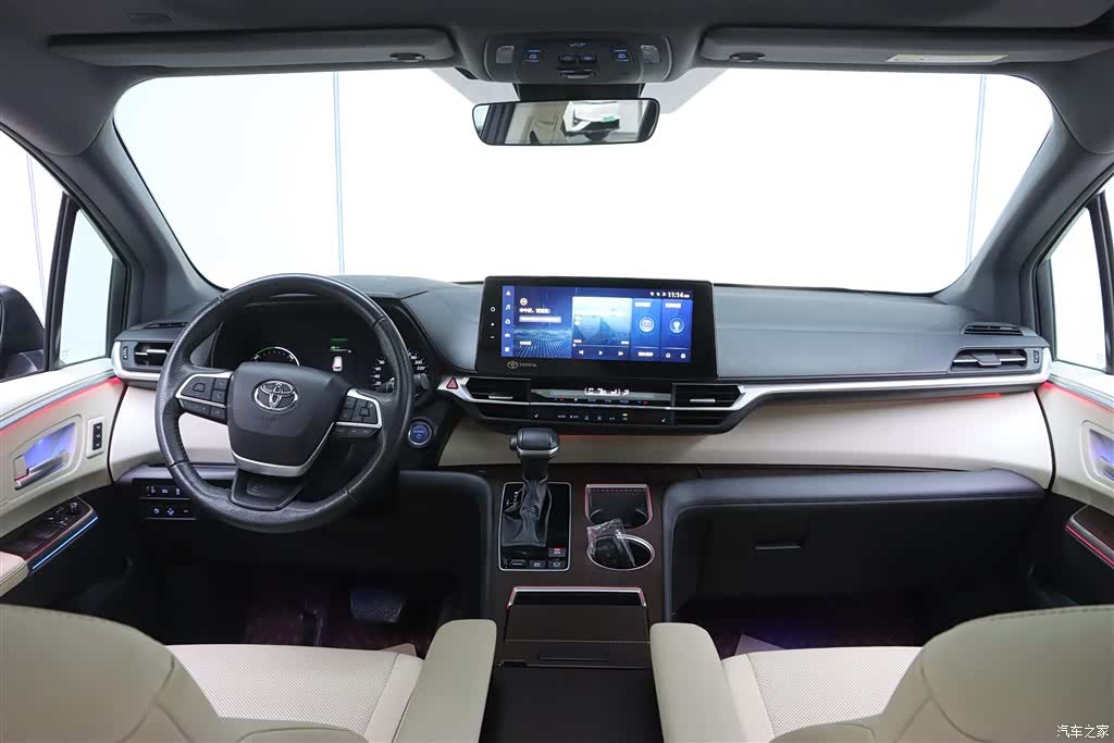 Toyota Granvia, 2023 21