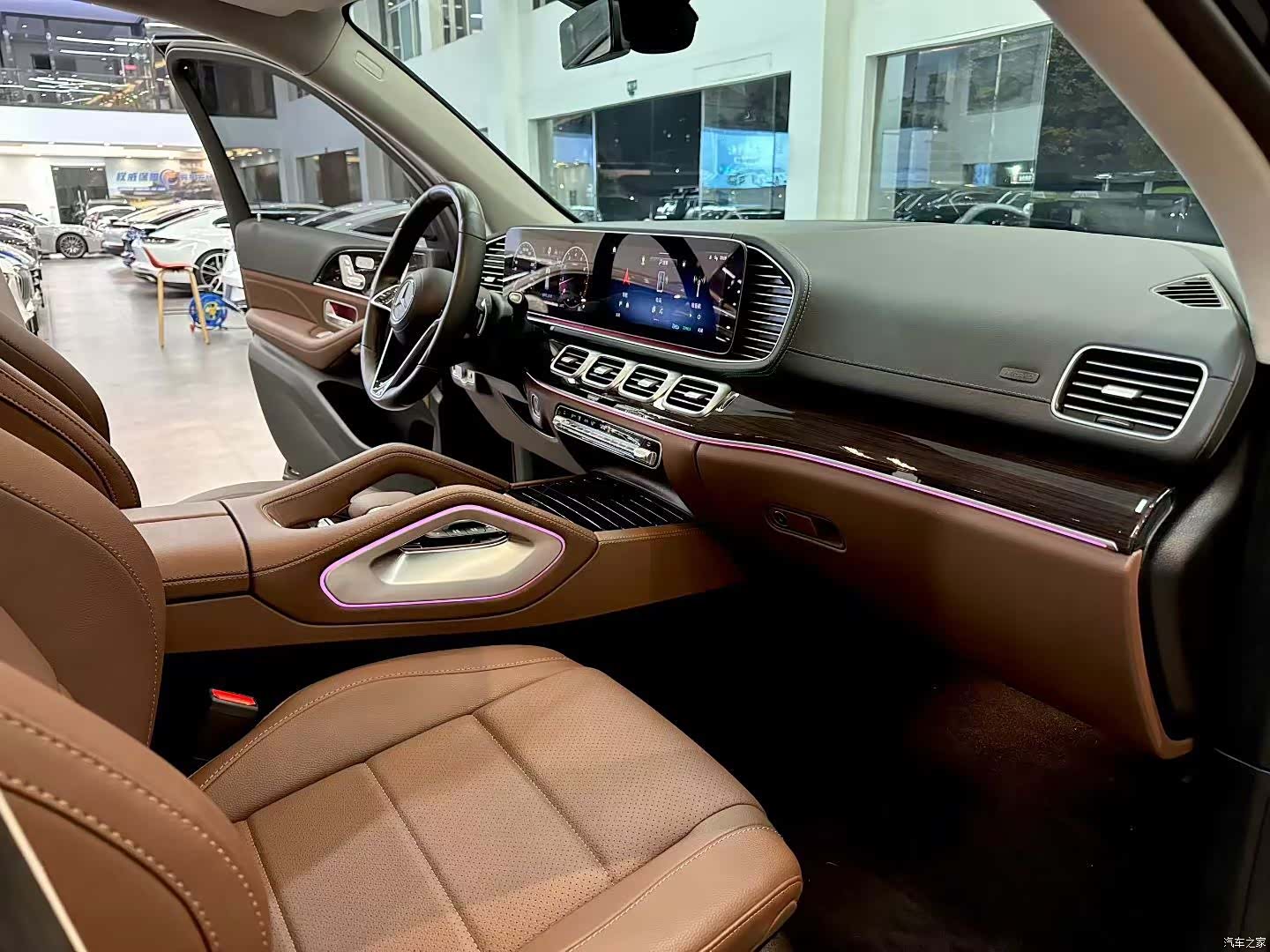 Mercedes-Benz GLE, 2025 8