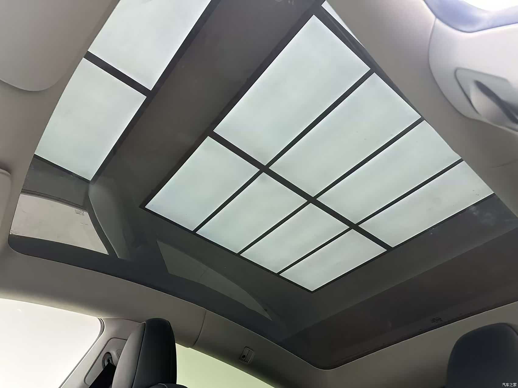 Tesla Model Y, 2023 8