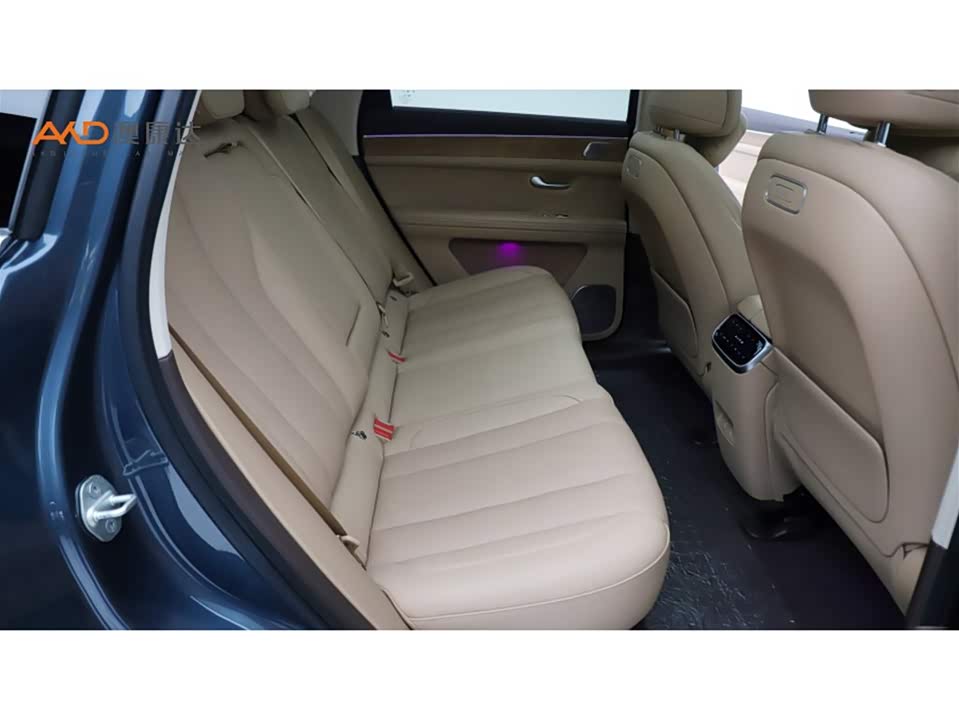 AITO Ask the world M7