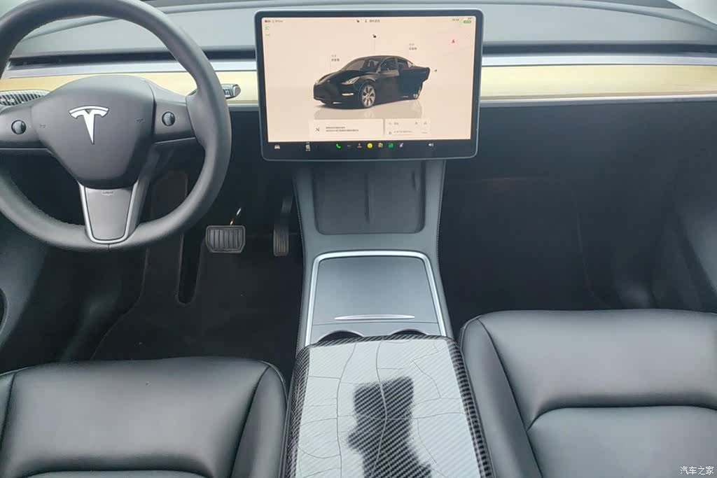 Tesla Model Y, 2023 16