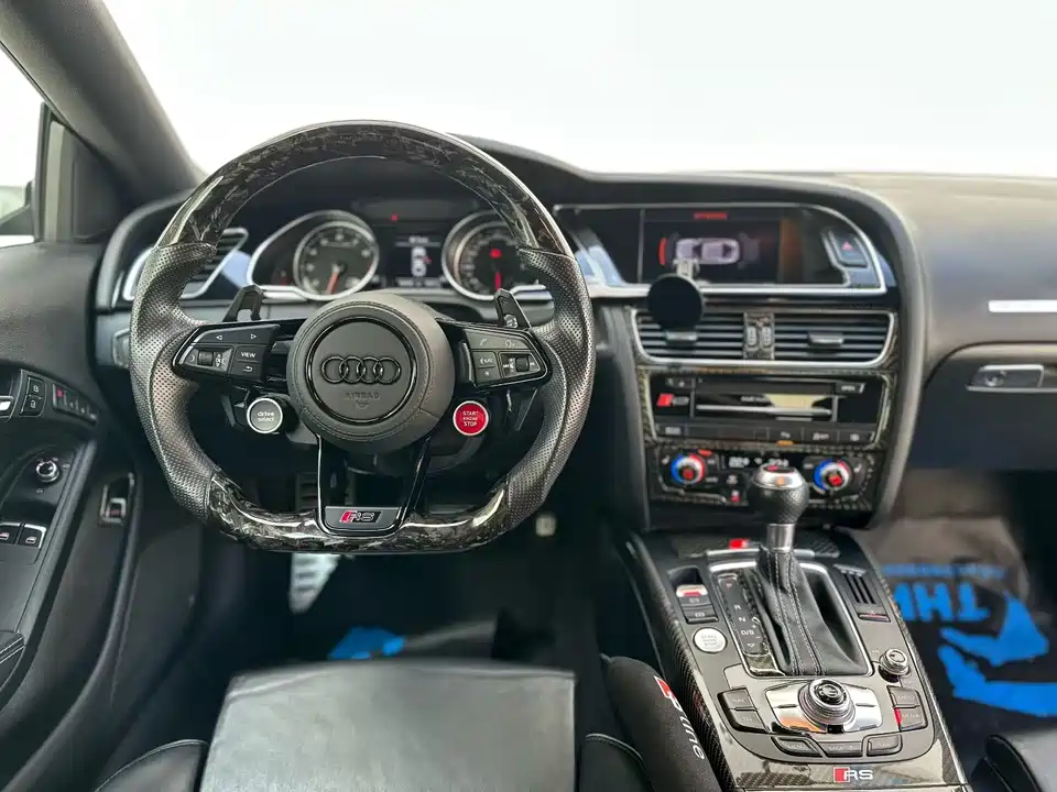 Audi RS 5 Audi RS 5