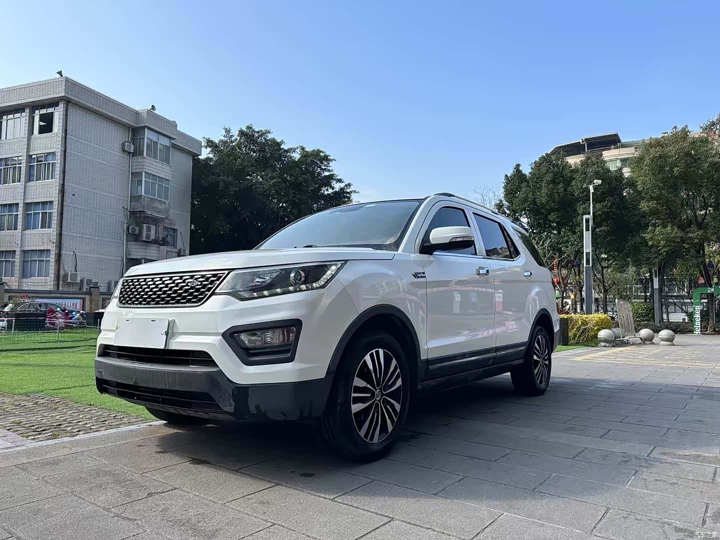 Changan CX70