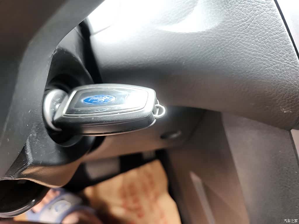 Ford Focus, 2015 9