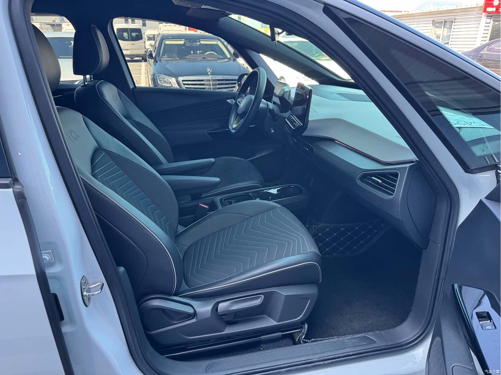 Volkswagen ID.3, 2023 9
