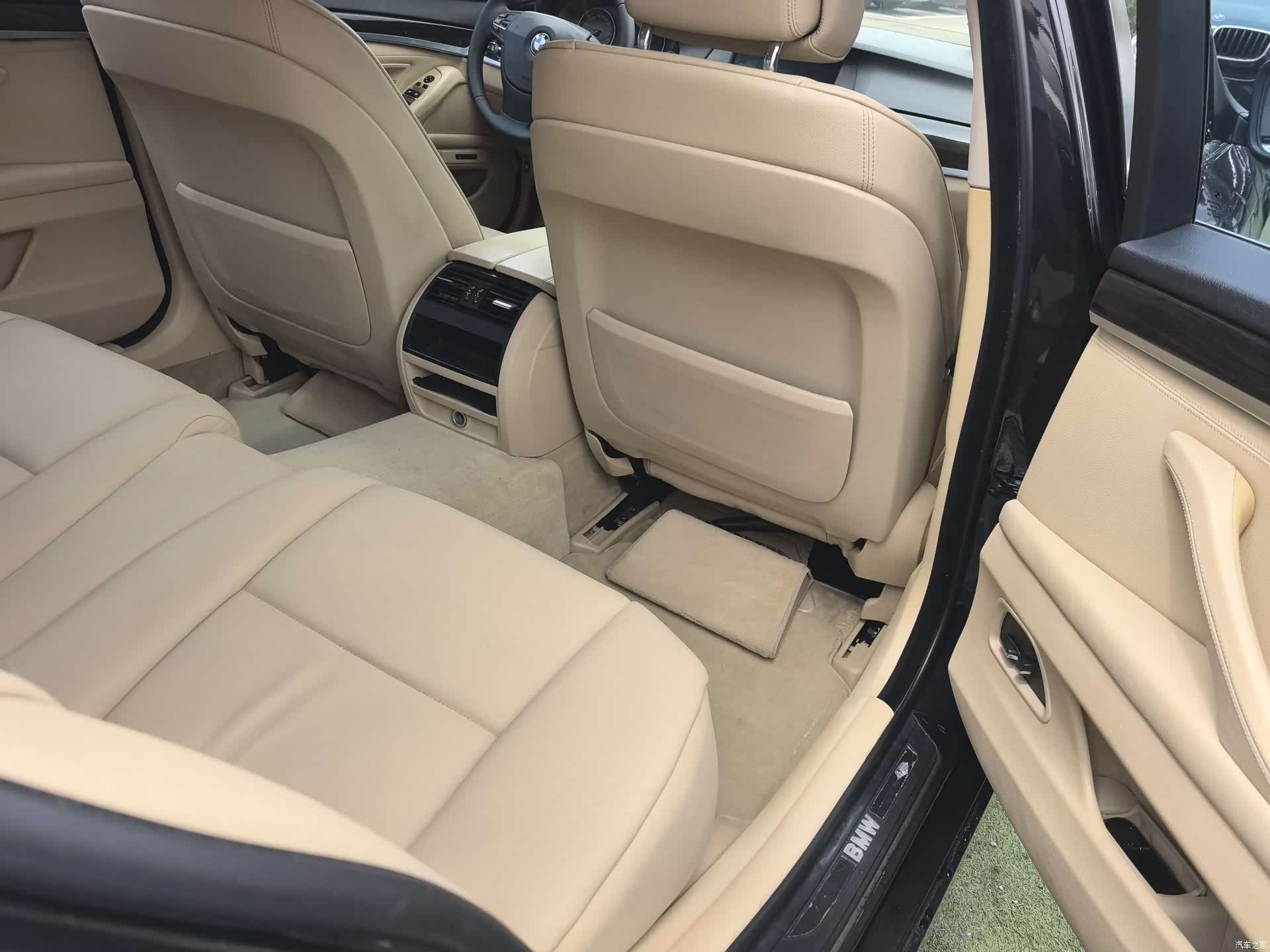 BMW 5 Series, 2012 12