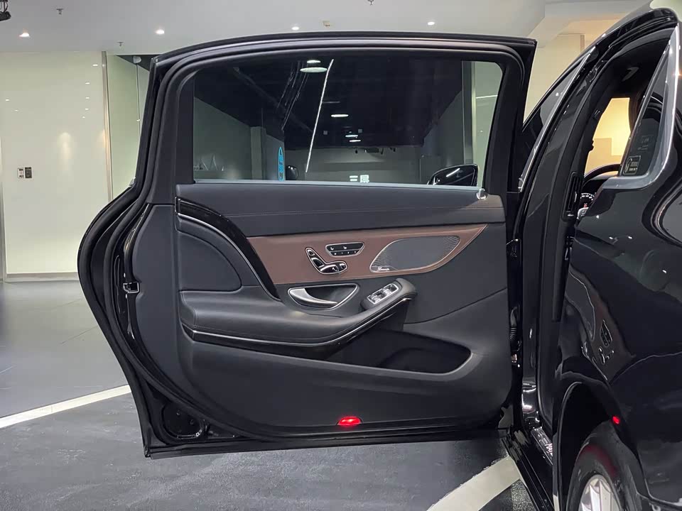 Mercedes-Benz Maybach S-class