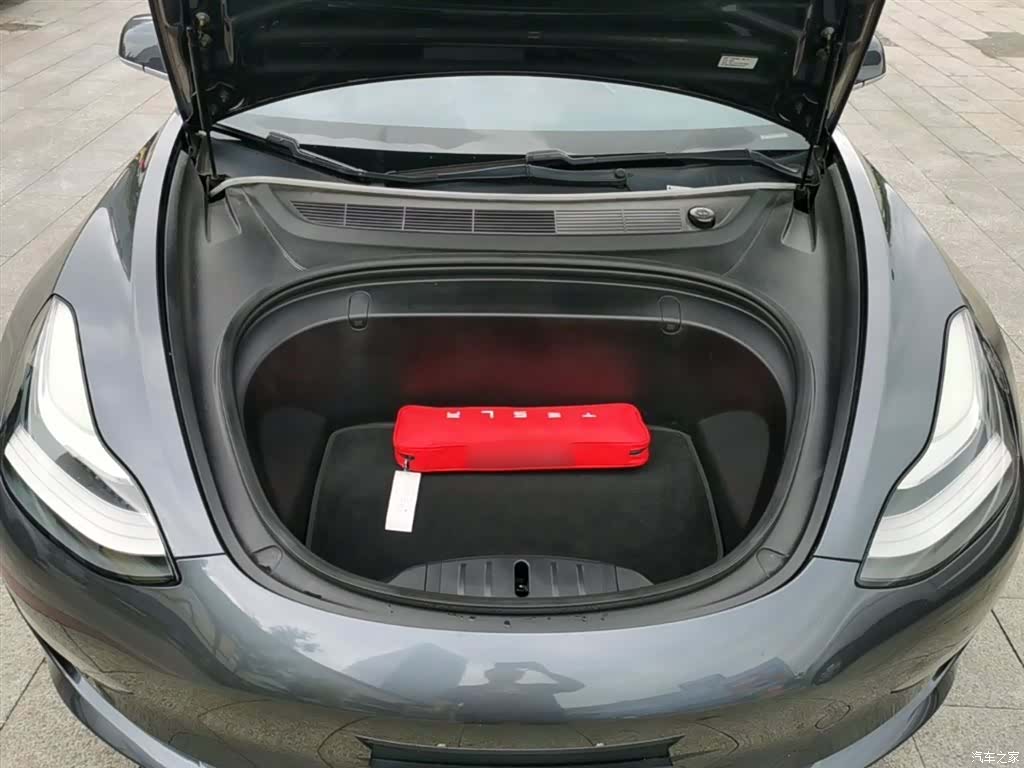Tesla Model 3, 2019 20