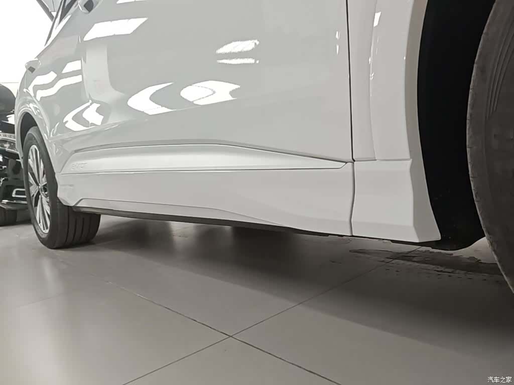 Audi Q4 e-tron, 2026 21