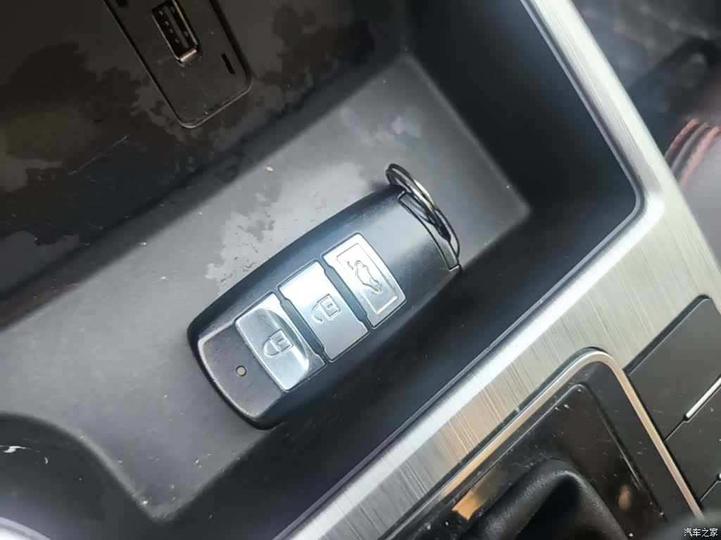 DongFeng X5, 2017 9